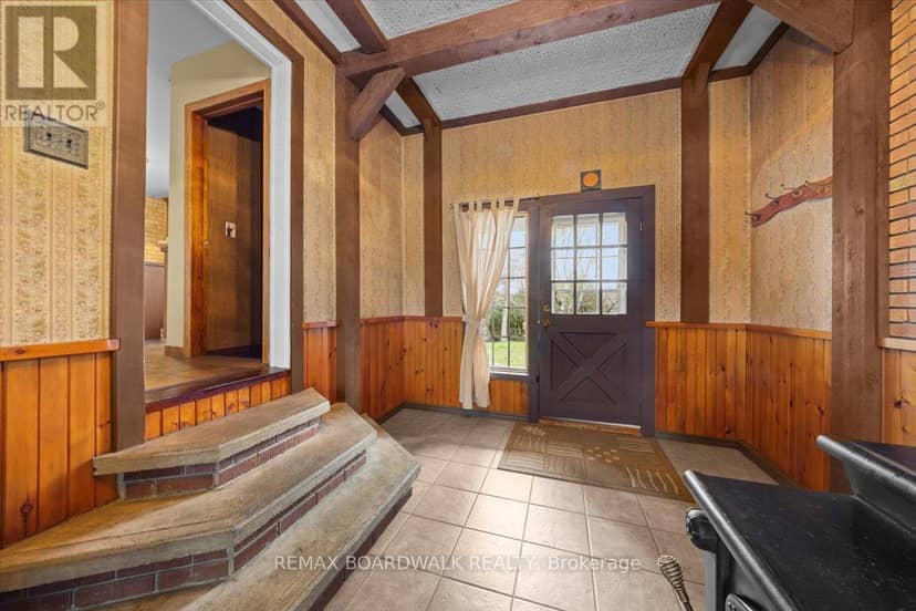 815 Christie Lake Road, Tay Valley, photo 4