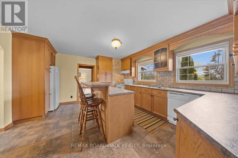 815 Christie Lake Road, Tay Valley, photo 8