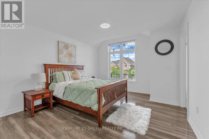 16 Grendon Crescent — photo 34 of 40