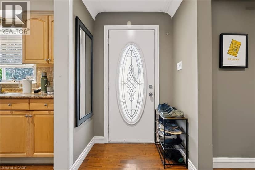 1046 SHEPHERDS Drive — photo 6 of 40