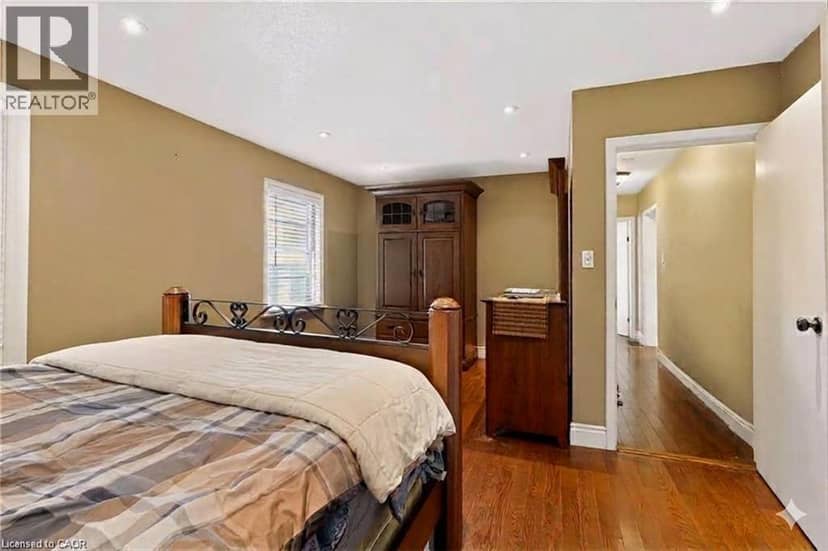 1046 SHEPHERDS Drive — photo 20 of 40