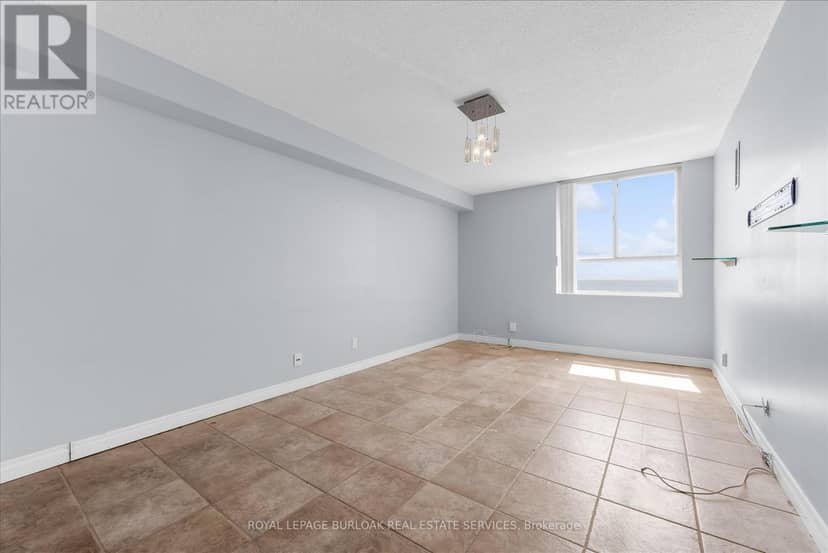 510 - 5280 Lakeshore Road — photo 19 of 29