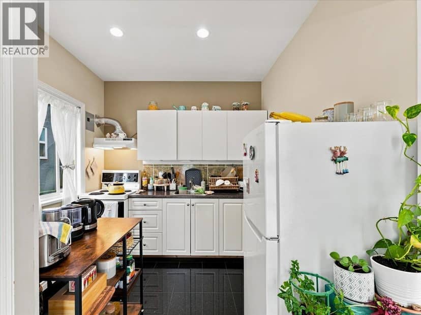 2579 W 45TH AVENUE, Vancouver, photo 5
