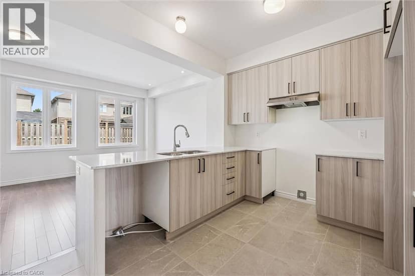 362 ROBERT WOOLNER Street — photo 4 of 10