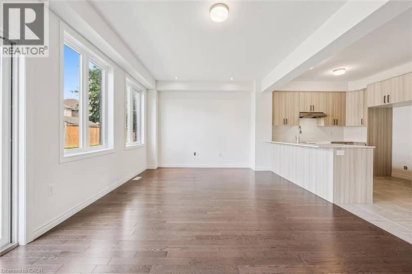 362 ROBERT WOOLNER Street — photo 3 of 10