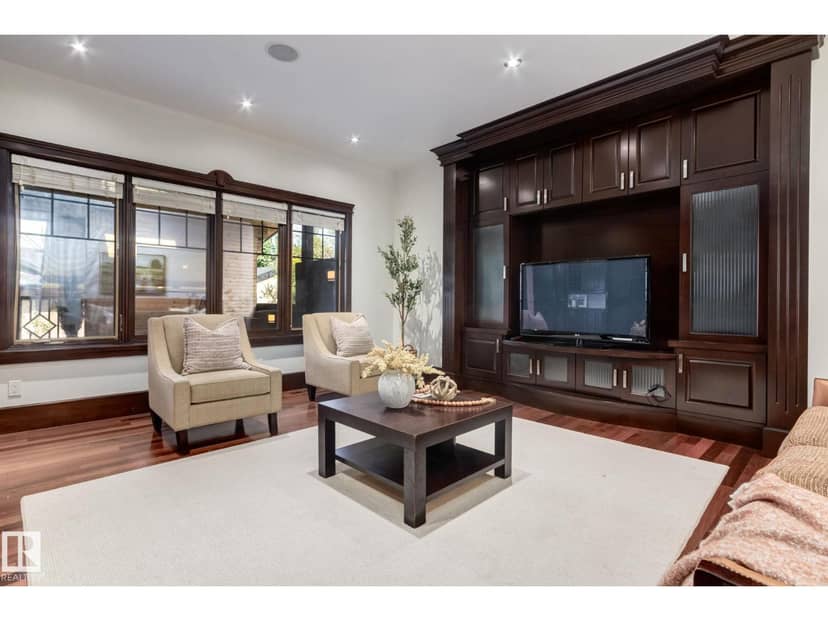 1840 Westmount BV — photo 19 of 40