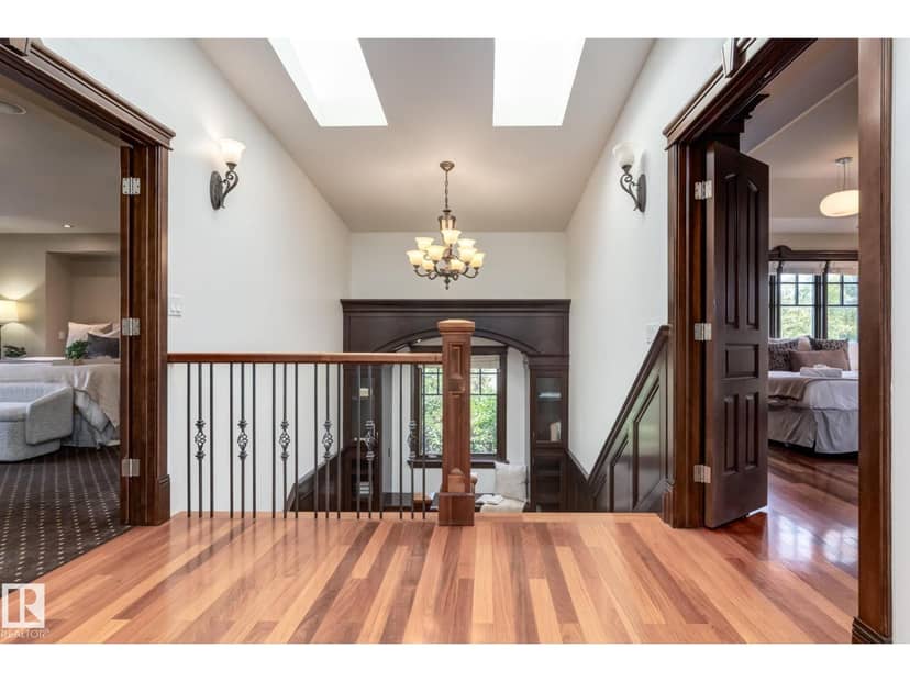 1840 Westmount BV — photo 27 of 40
