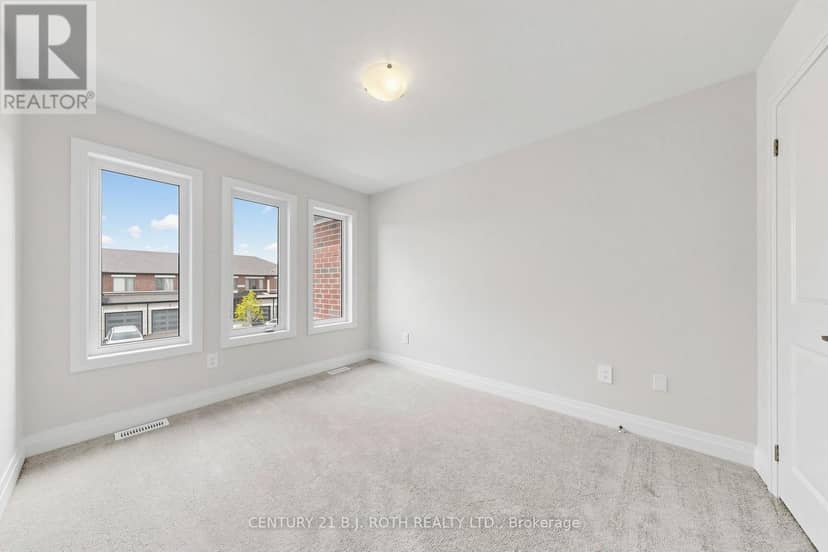 115 Corley Street E — photo 39 of 40