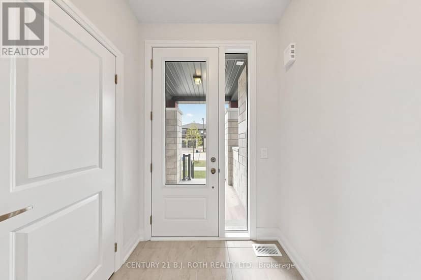 115 Corley Street E — photo 5 of 40