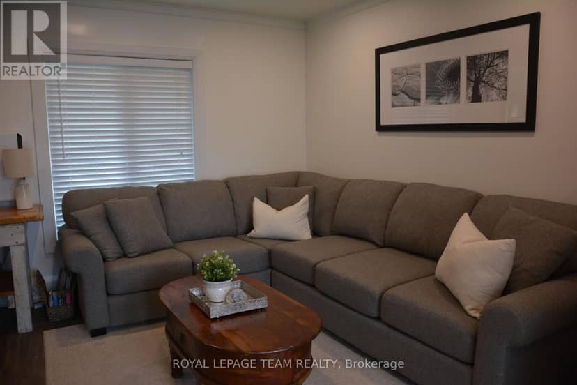101 - 100 Alpine Lane — photo 7 of 39