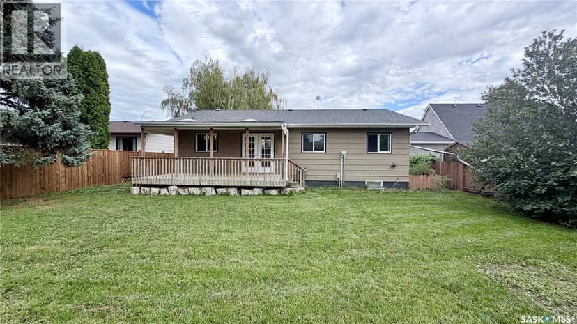 508 McGillivray STREET — photo 12 of 40