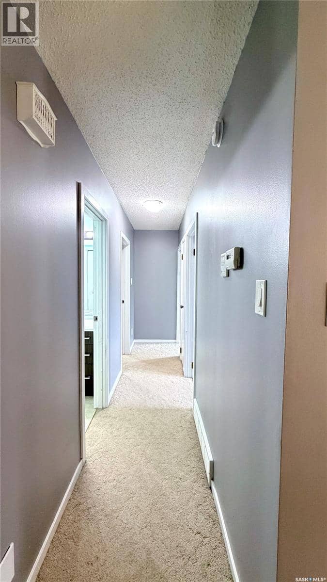 508 McGillivray STREET — photo 28 of 40