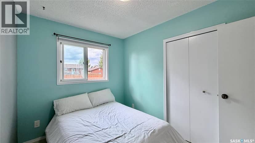 508 McGillivray STREET — photo 35 of 40