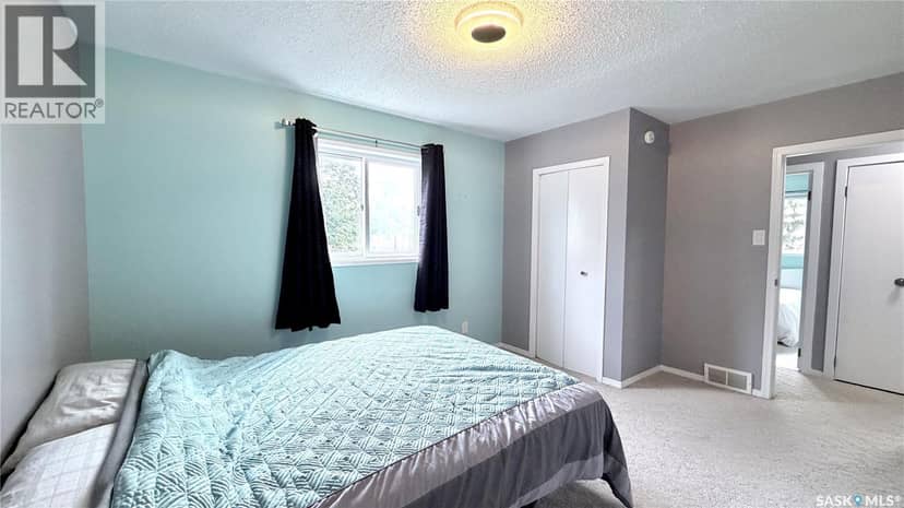 508 McGillivray STREET — photo 38 of 40