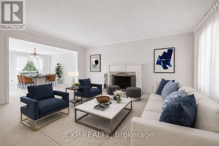 51 Sanderson Crescent, Richmond Hill, photo 4