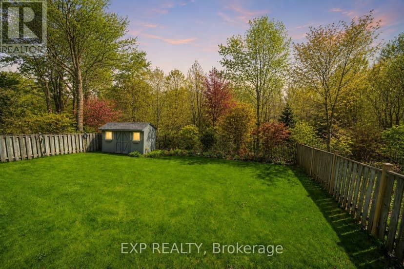 51 Sanderson Crescent — photo 19 of 19