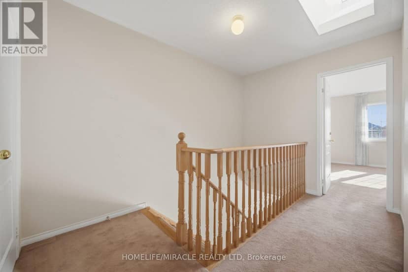 101 Crystalview Crescent — photo 20 of 40