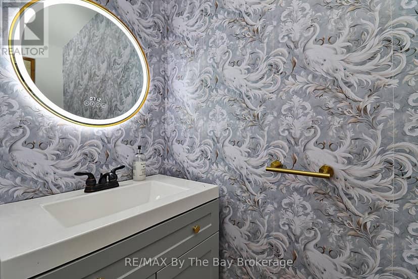 84 Wesley Avenue — photo 20 of 40