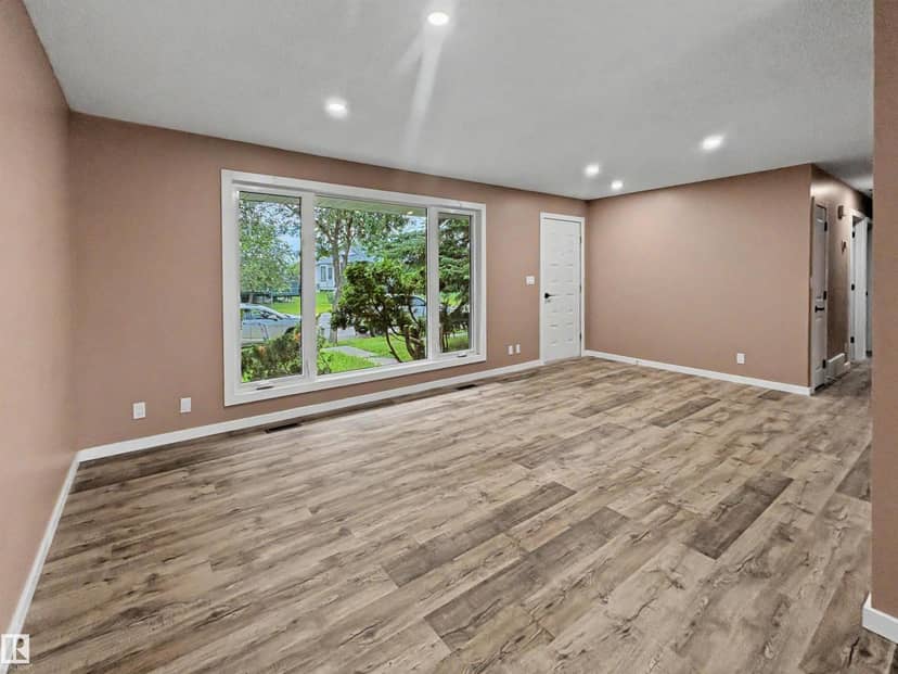 4418 45 AV, Bonnyville Town, photo 3