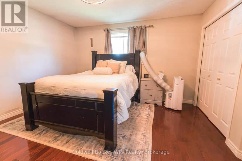 114 Bellamy Crescent — photo 17 of 32