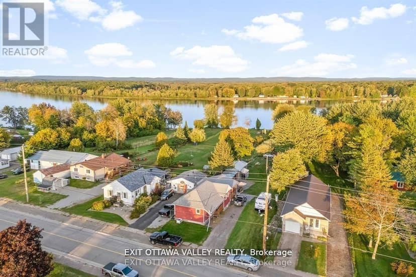 44 Lacroix Bay Road, Whitewater Region, photo 3