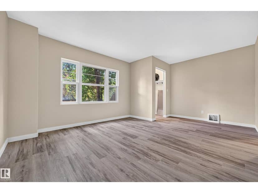 11207 72 AV NW, Edmonton, photo 7