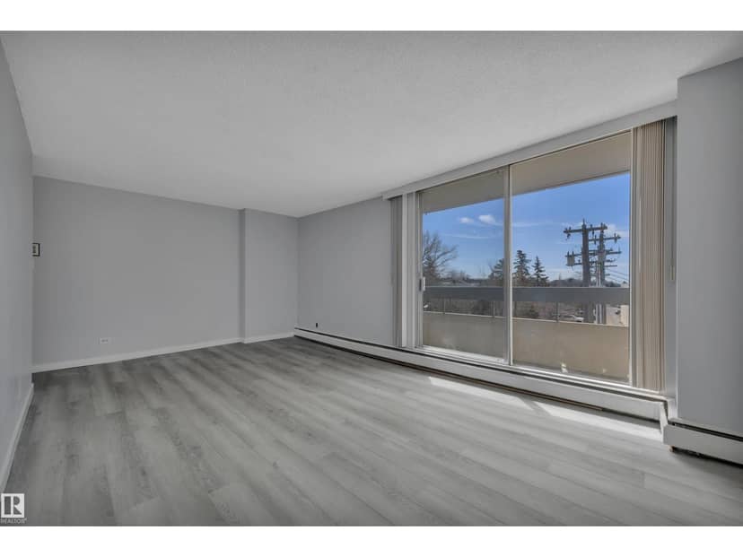 #210 10883 Saskatchewan Dr NW — photo 16 of 38