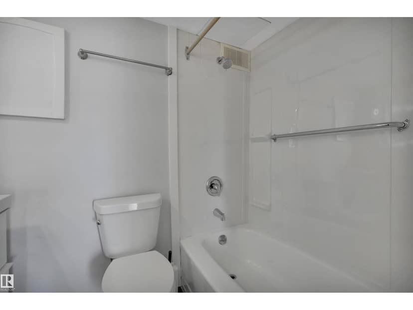 #210 10883 Saskatchewan Dr NW — photo 24 of 38