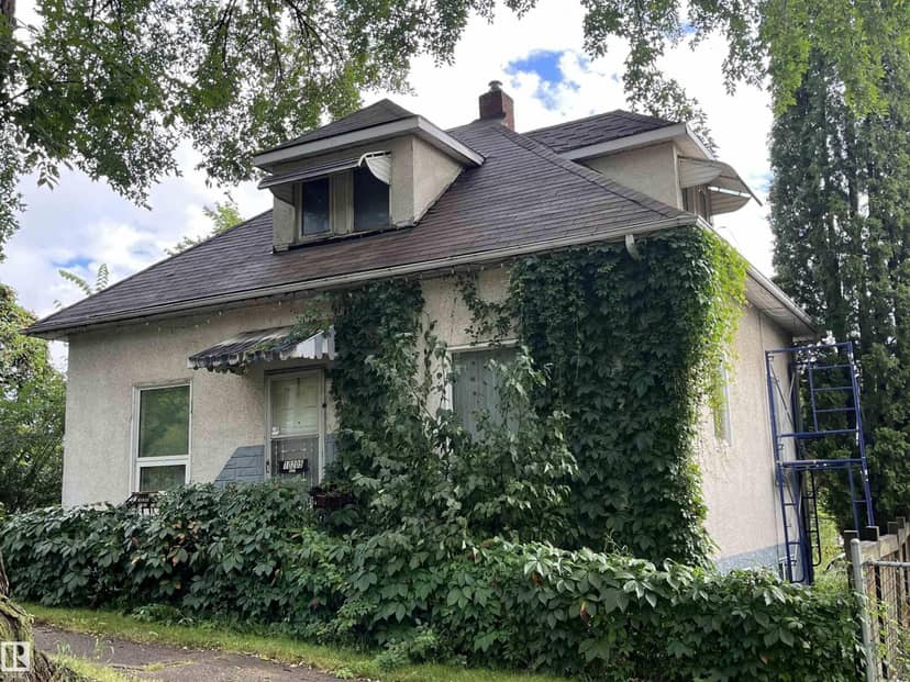 10205 92 ST NW, Edmonton
