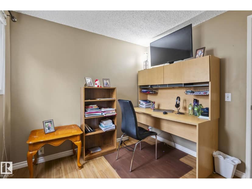 716 clareview RD NW — photo 17 of 37