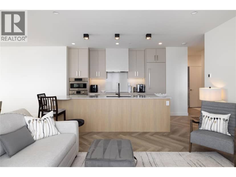 3340 Lakeshore Road Unit# 709 — photo 14 of 40