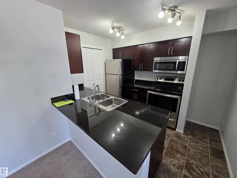 #206 12045 22 AV SW, Edmonton, photo 6