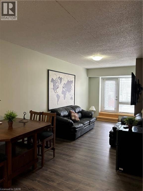 8 HICKORY Street W Unit# 204 — photo 10 of 27
