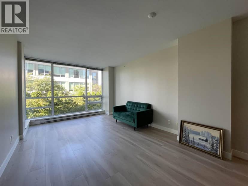 602 2968 GLEN DRIVE, Coquitlam, photo 4