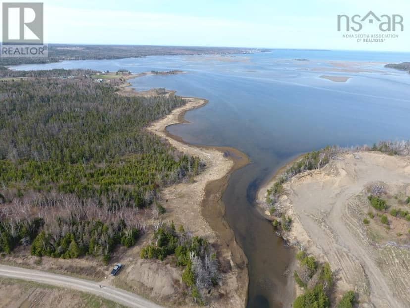 No 255 Hwy Homeville Land Highway — photo 4 of 12