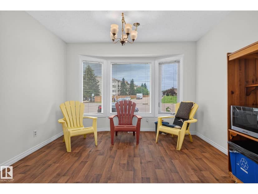 9503 180A ST NW — photo 10 of 40