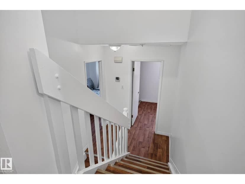 9503 180A ST NW — photo 23 of 40