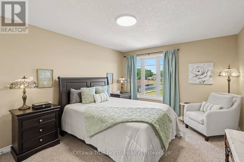 514 Stanley Brothers Street — photo 15 of 32
