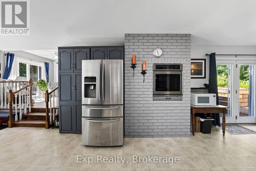 1745 Lazier Road — photo 10 of 40
