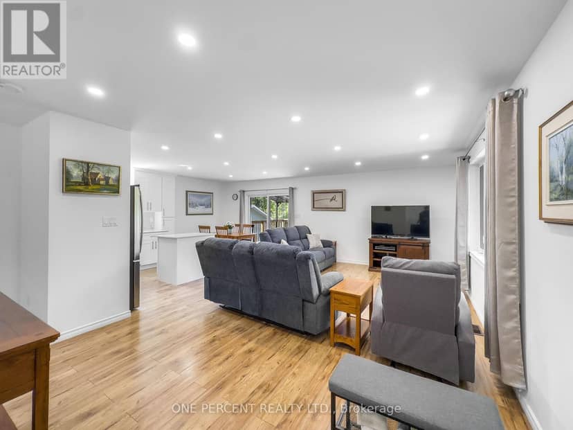 1013 Harold Road — photo 7 of 40