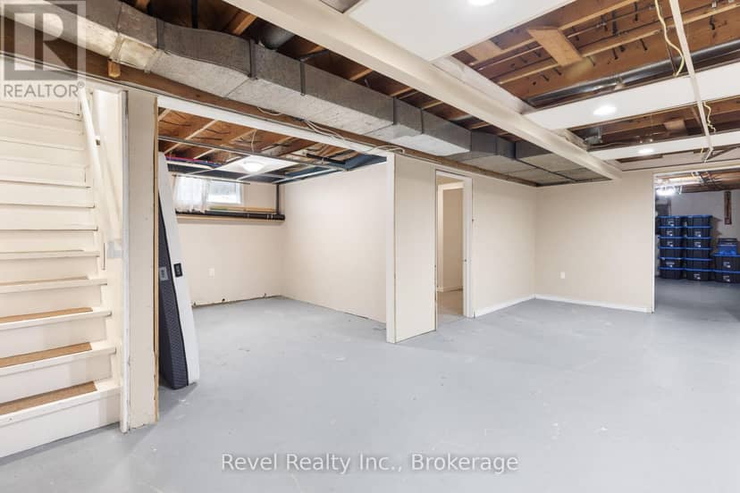 101 Bolsover Road — photo 37 of 40
