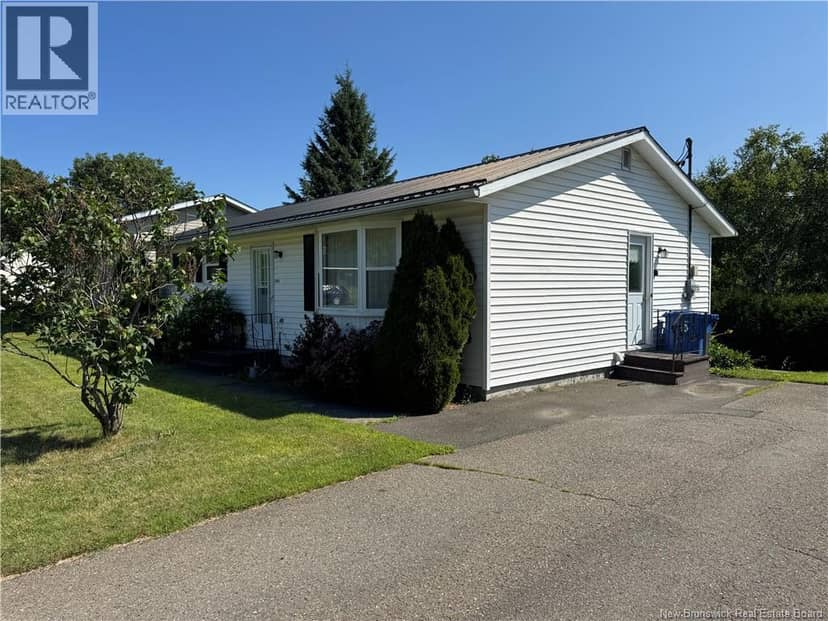 104 Manor Court — photo 3 of 25