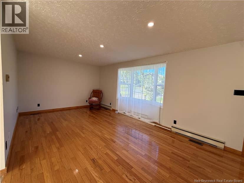 104 Manor Court — photo 9 of 25