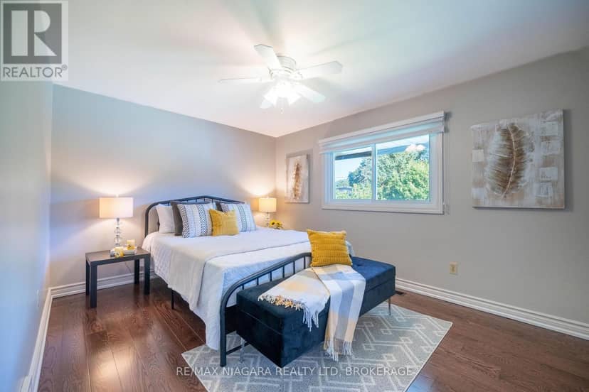 8 Fernwood Terrace — photo 18 of 40