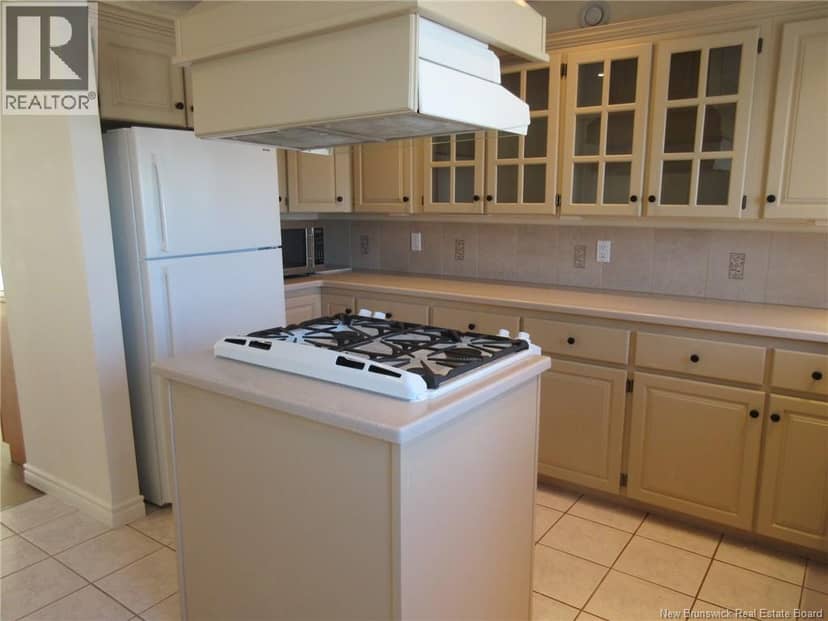 61 Prince William Street Unit# H — photo 3 of 39