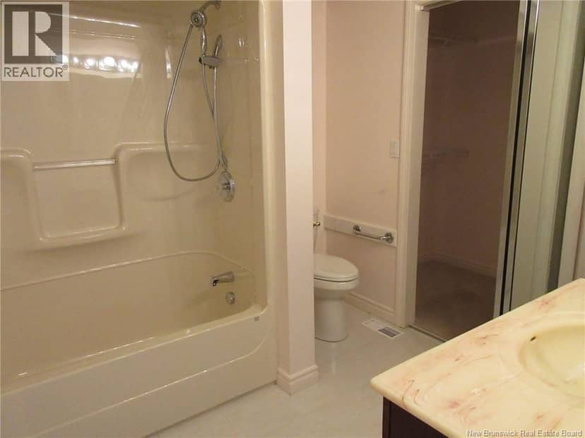 61 Prince William Street Unit# H — photo 16 of 39