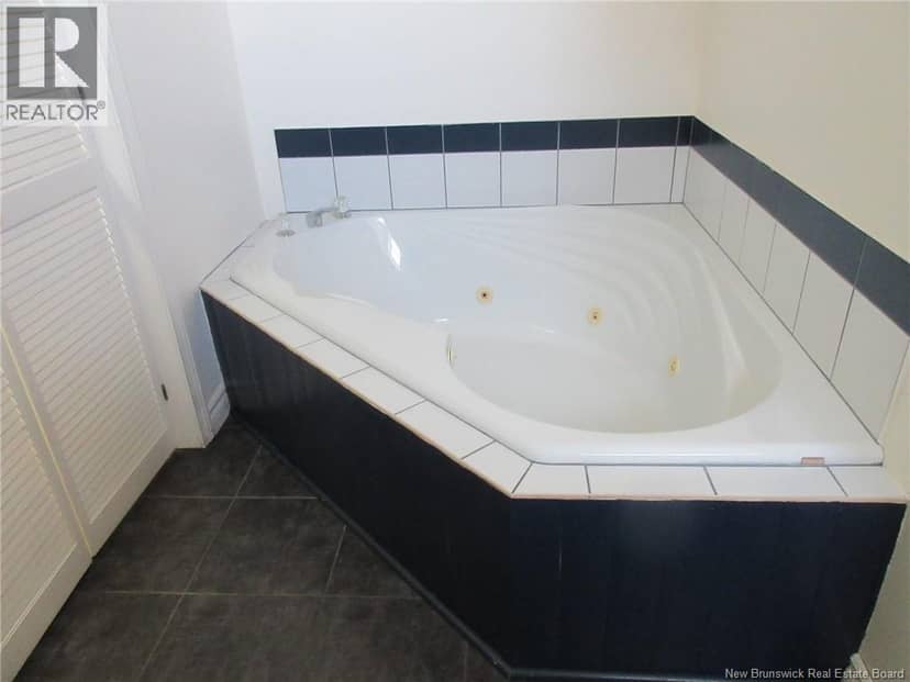 61 Prince William Street Unit# H — photo 24 of 39