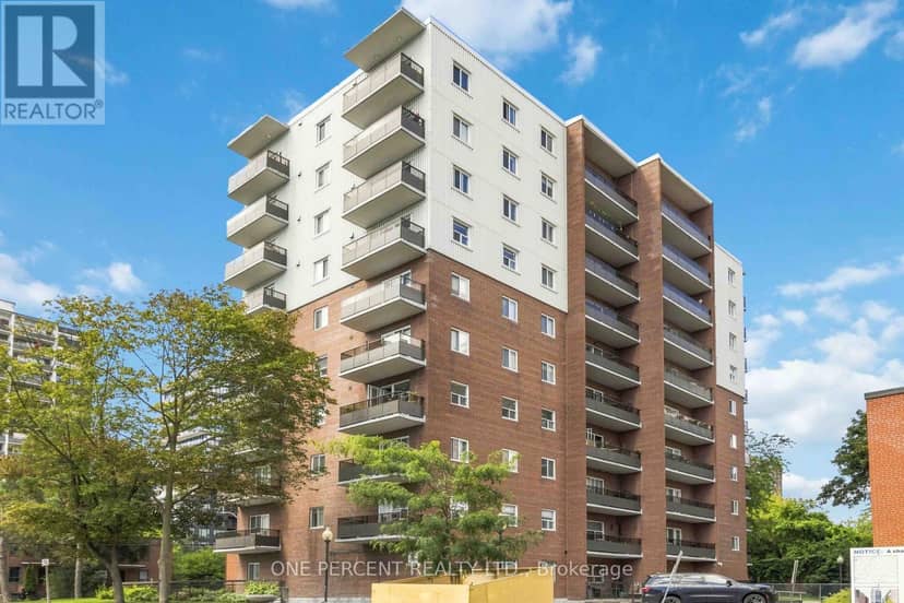 1005 - 15 Elizabeth Street N, Mississauga, photo 2