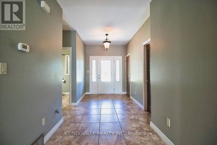 29 Tiffany Street — photo 15 of 40