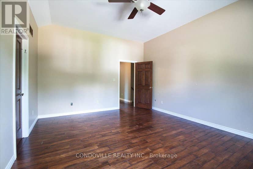 29 Tiffany Street — photo 24 of 40